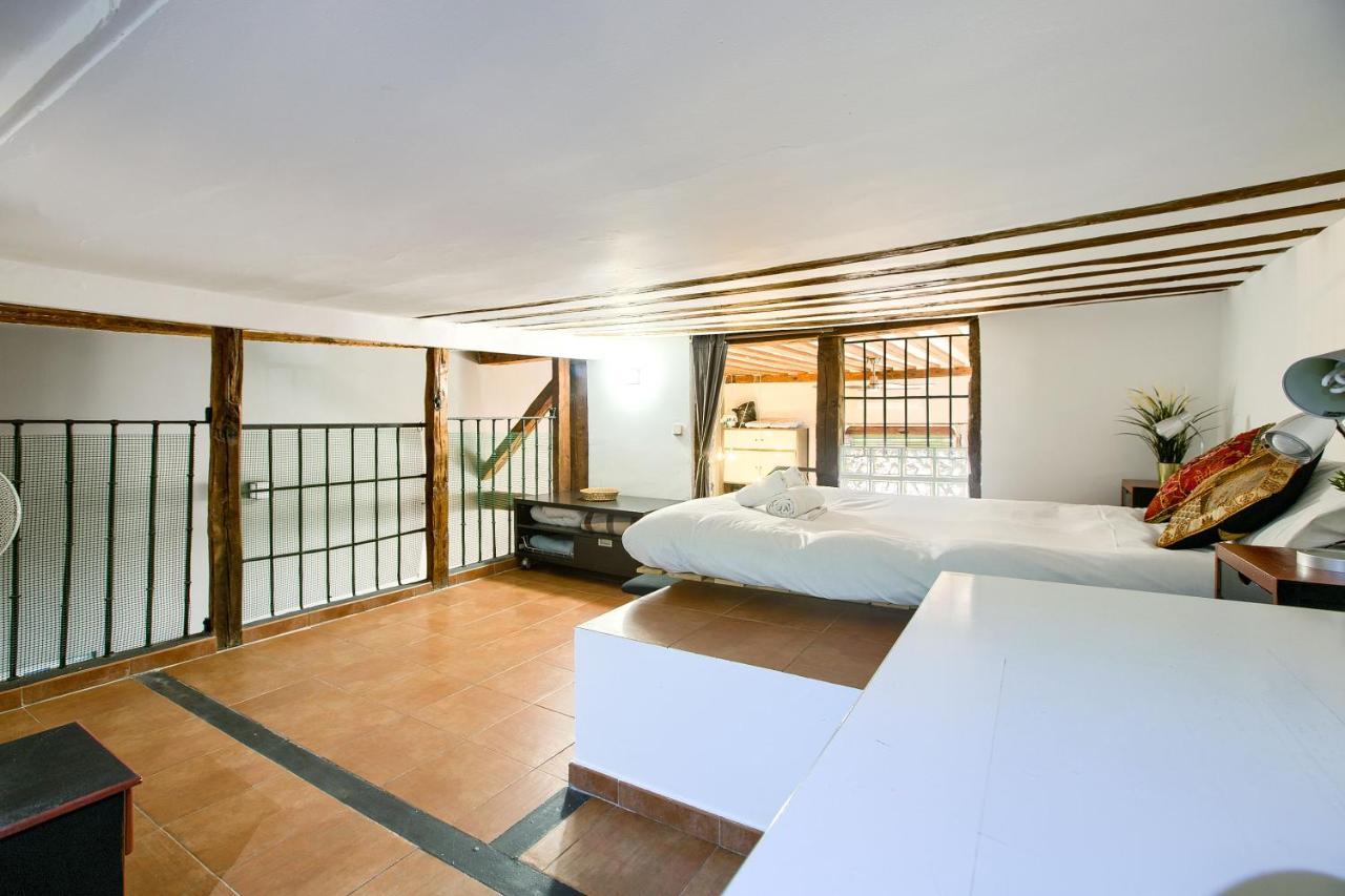 Apartamento Charming Bohemian Lavapies Madrid Exterior foto